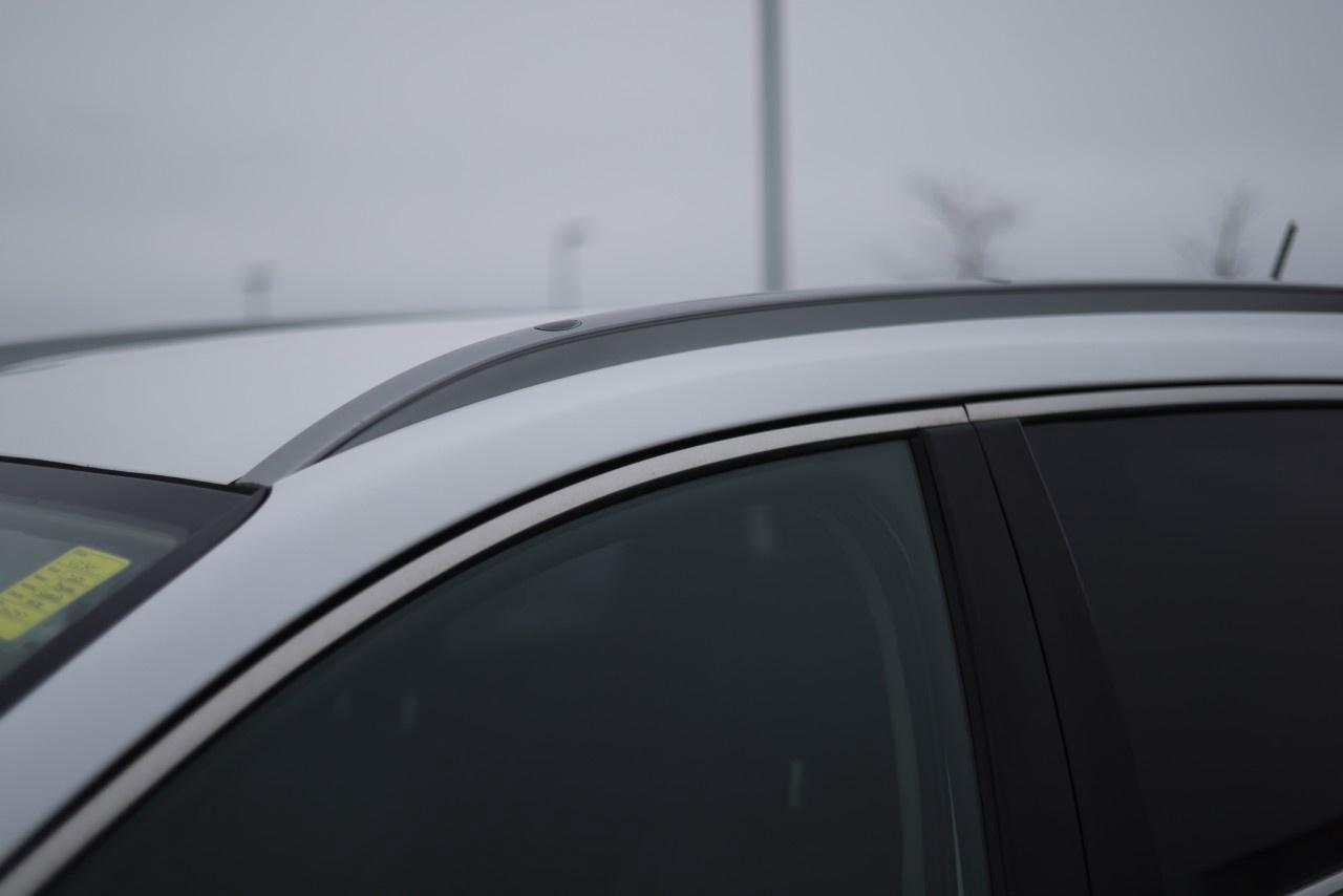 2020 Hyundai Santa Fe 2.4L Essential AWD w/Safety Package Photo