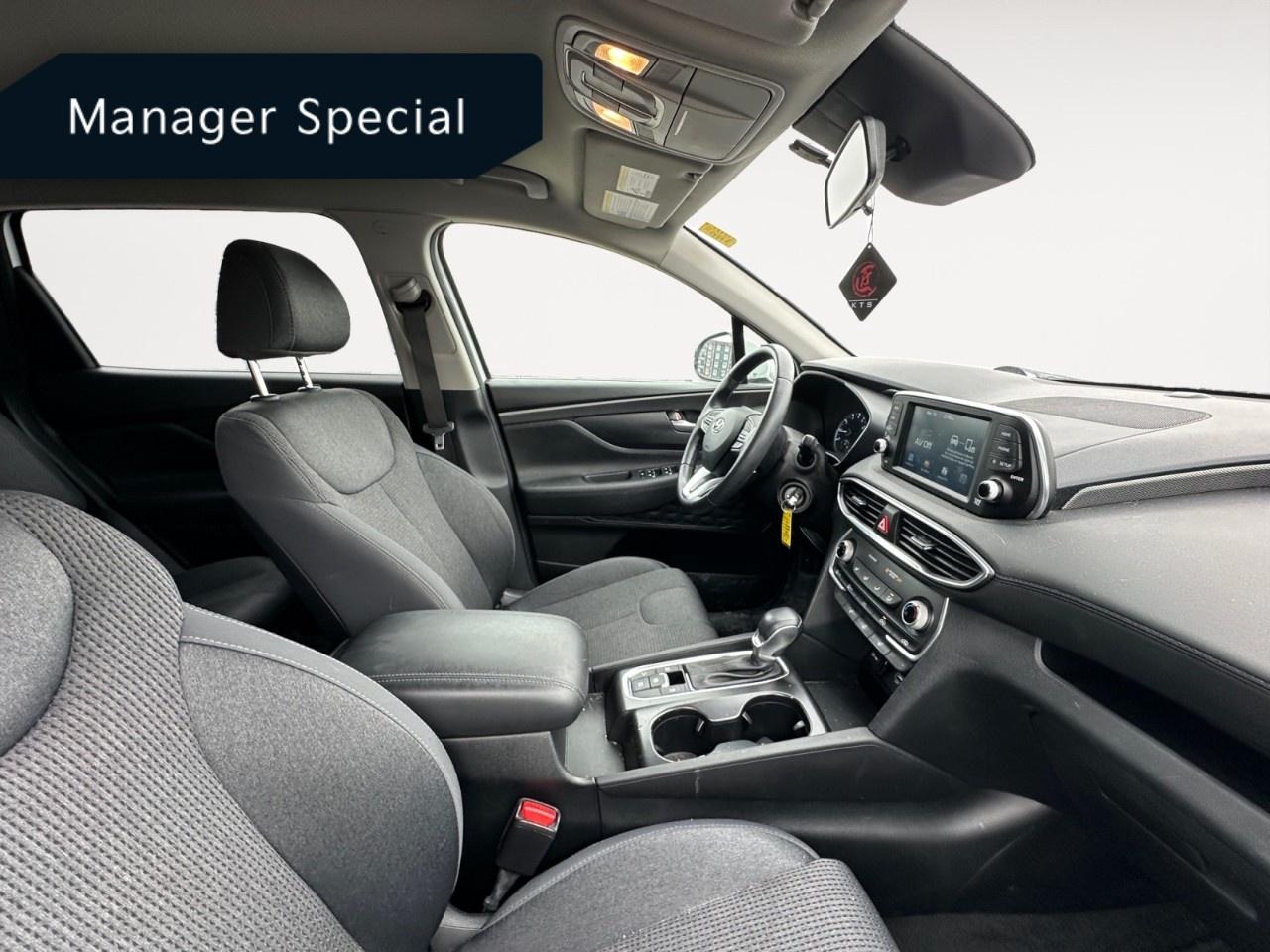 2020 Hyundai Santa Fe 2.4L Essential AWD w/Safety Package Photo