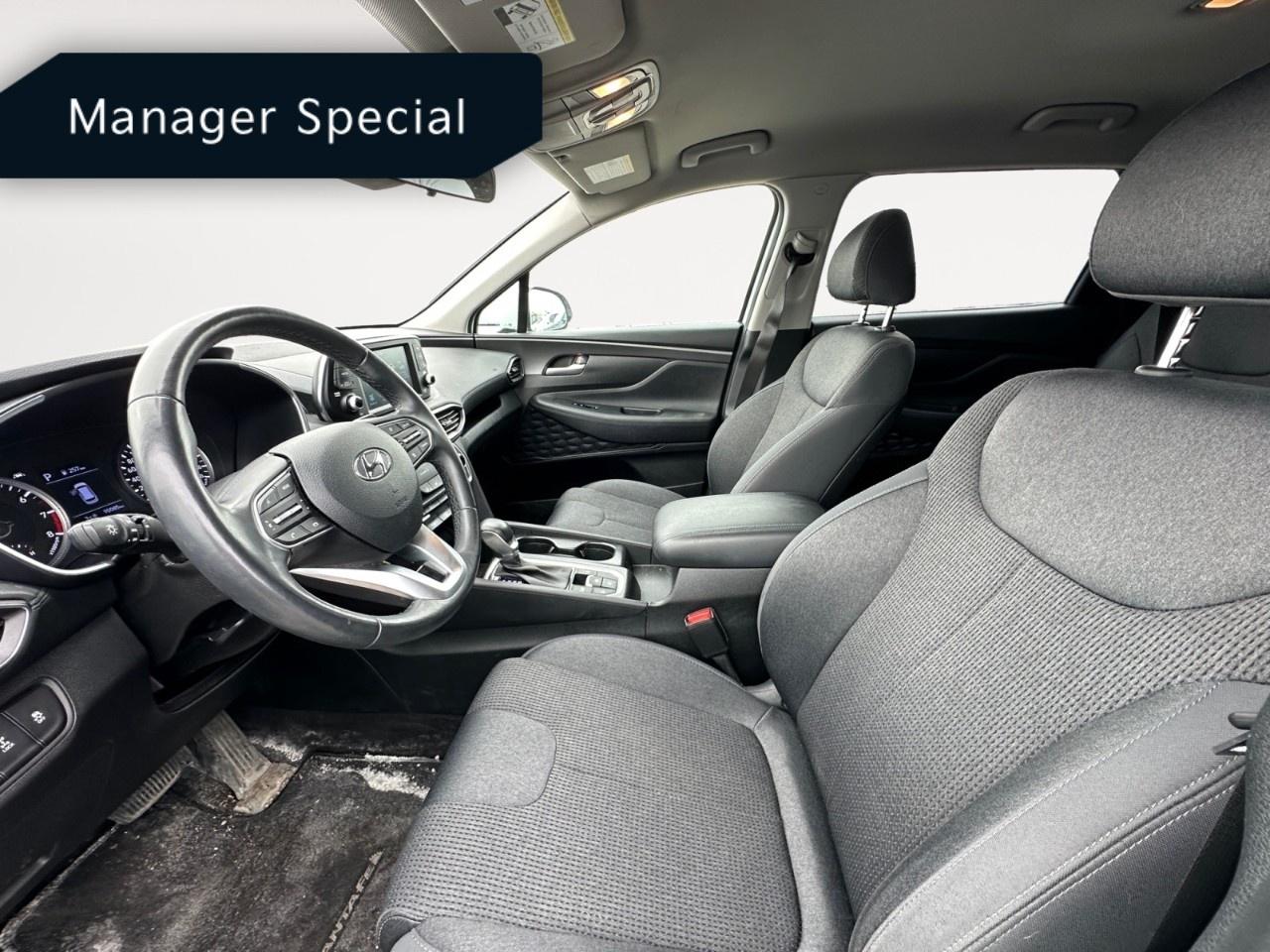 2020 Hyundai Santa Fe 2.4L Essential AWD w/Safety Package Photo