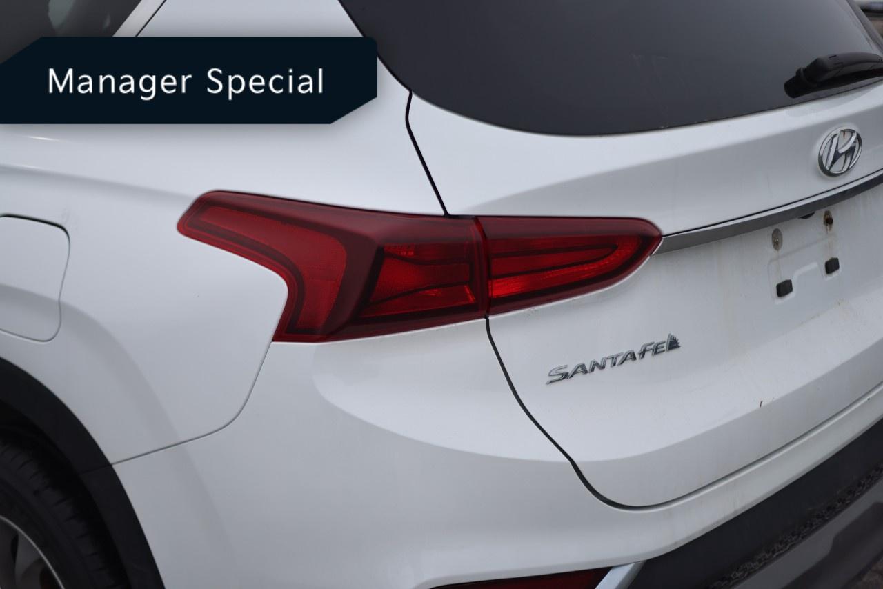 2020 Hyundai Santa Fe 2.4L Essential AWD w/Safety Package Photo