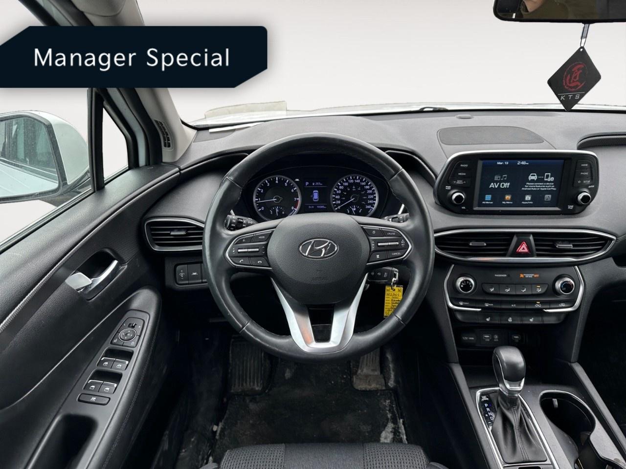 2020 Hyundai Santa Fe 2.4L Essential AWD w/Safety Package Photo