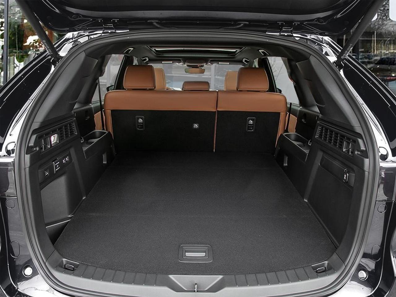 2026 Mazda CX-70 PHEV Signature AWD Photo