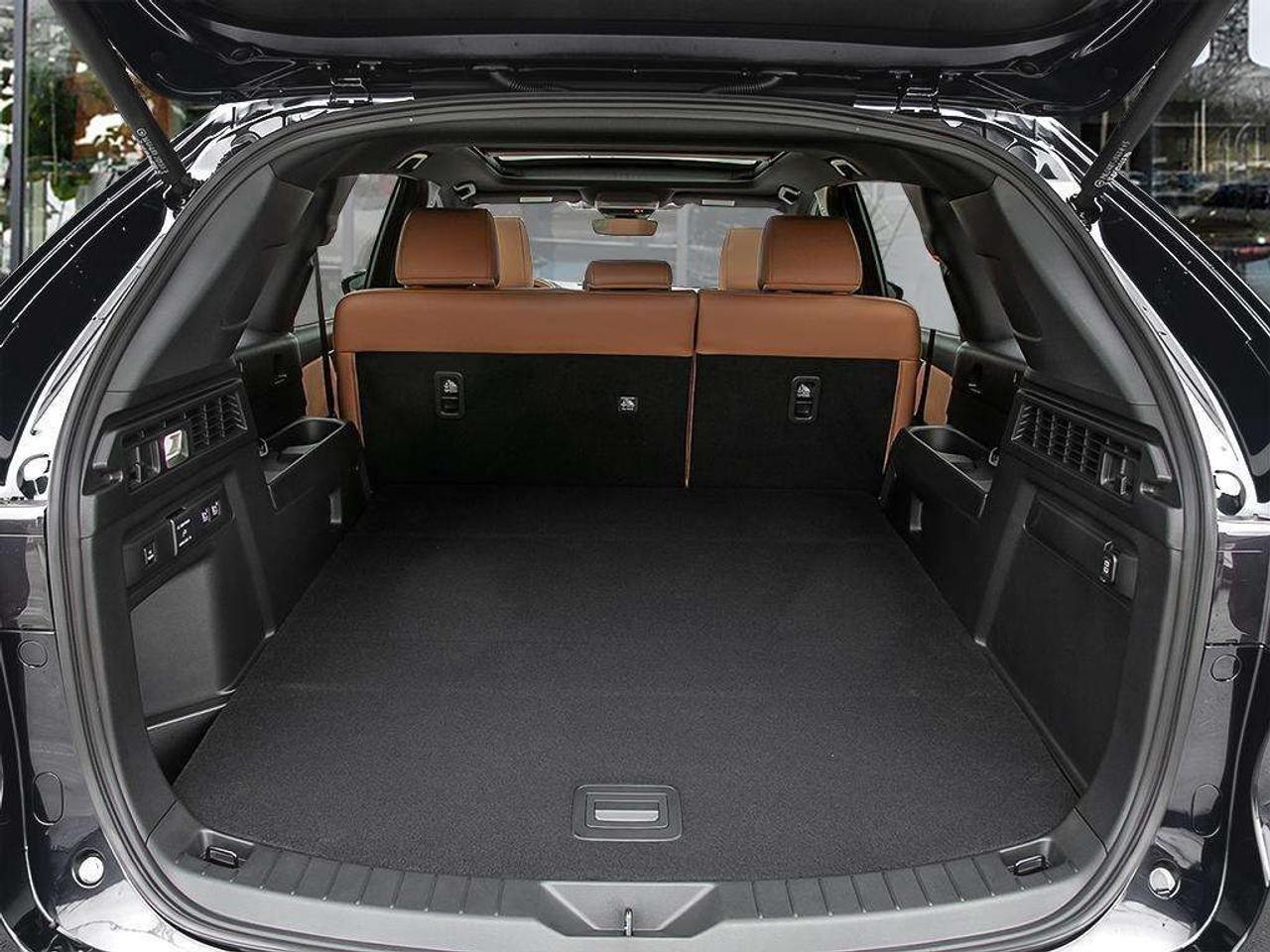 2026 Mazda CX-70 PHEV Signature AWD Photo