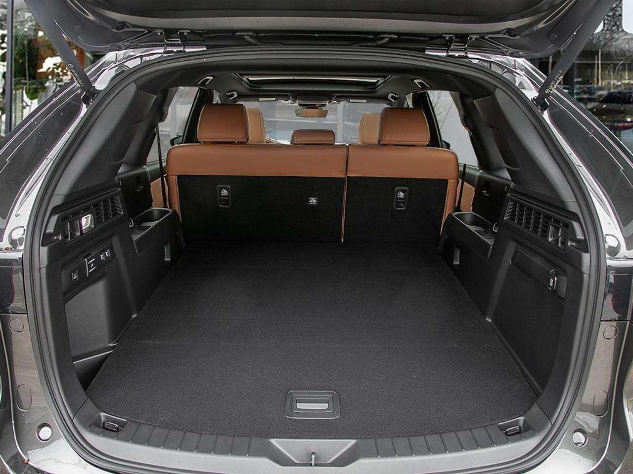 2026 Mazda CX-70 PHEV Signature AWD Photo
