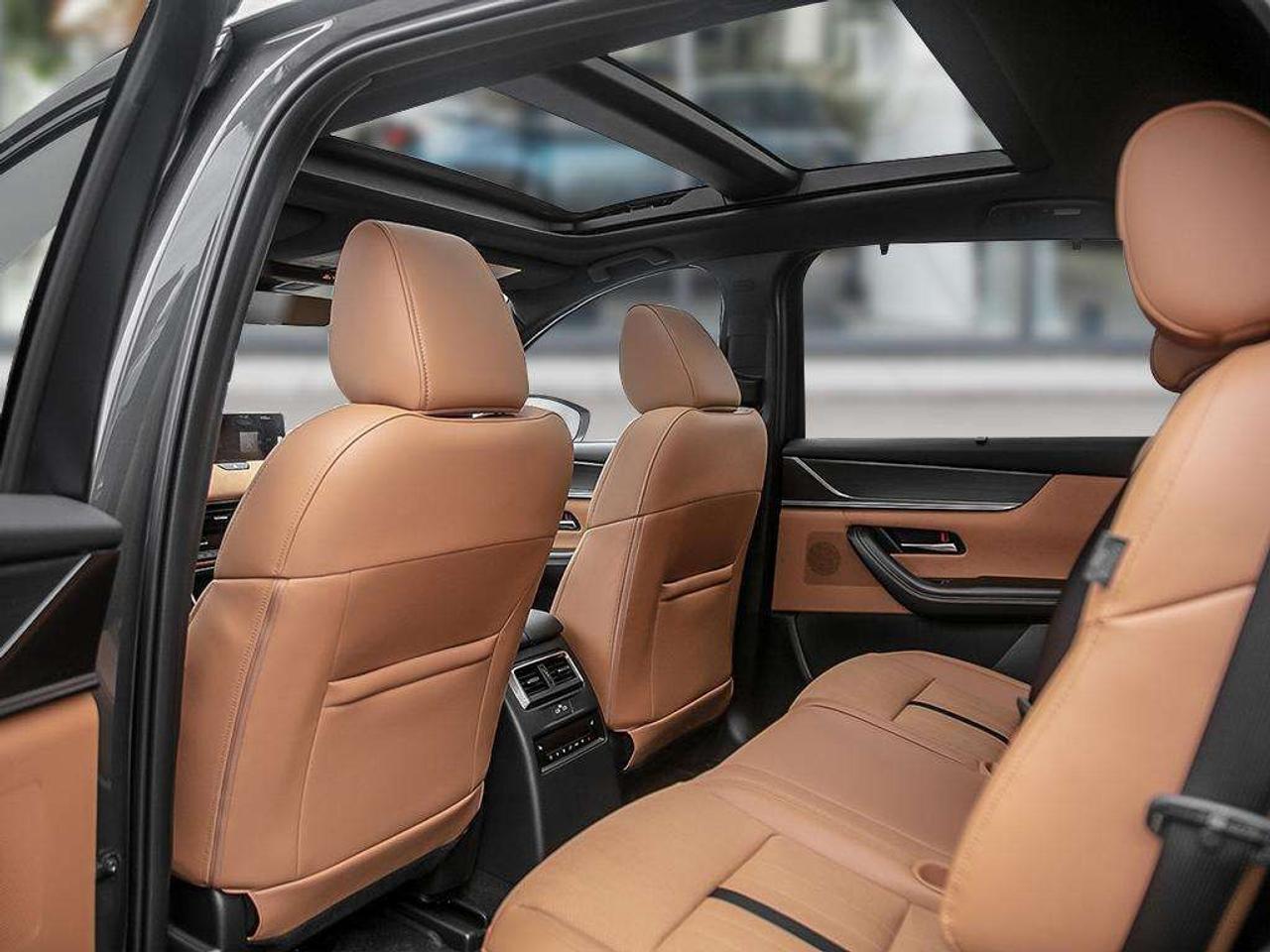2026 Mazda CX-70 PHEV Signature AWD Photo