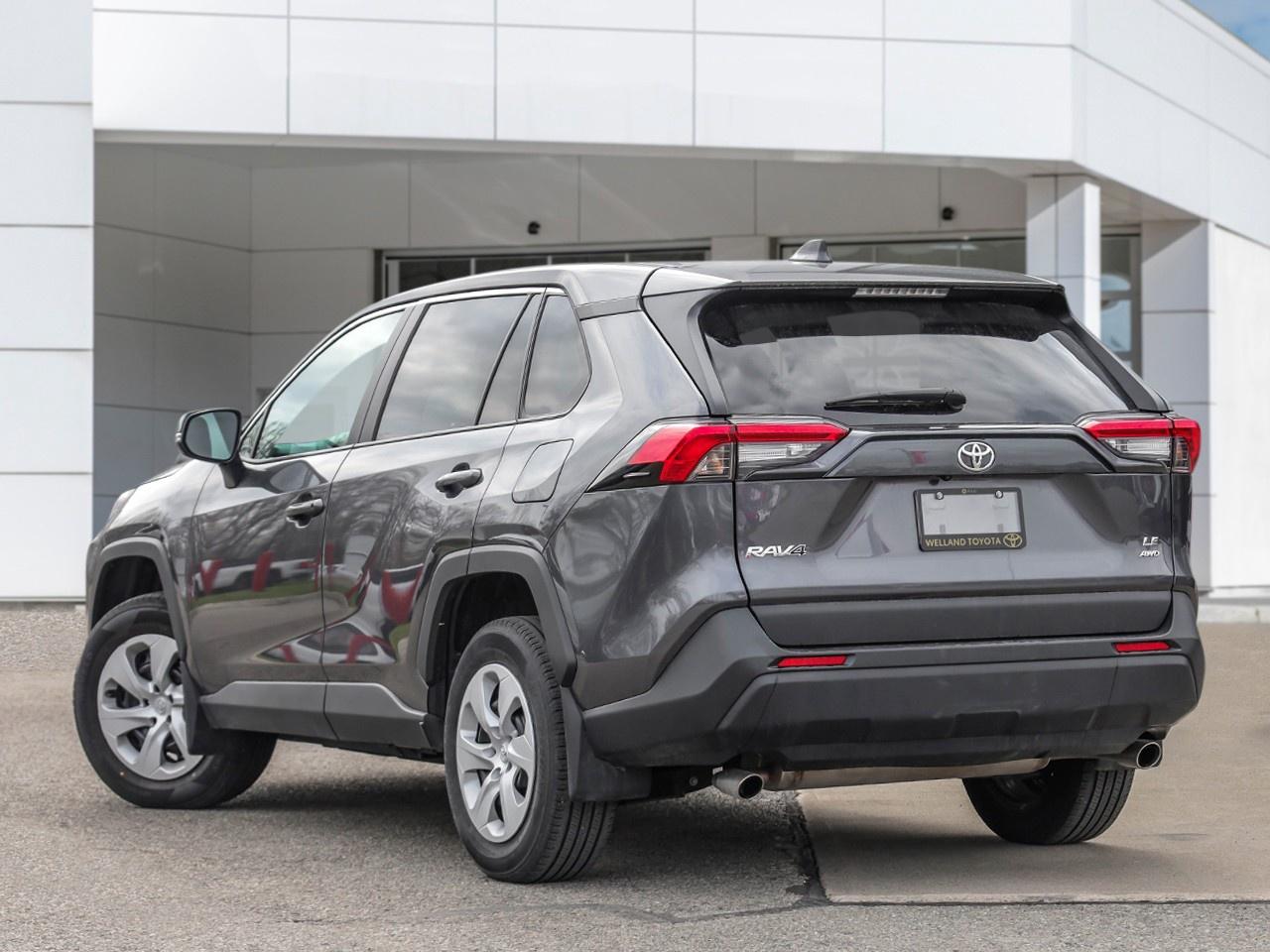 2024 Toyota RAV4 LE Photo