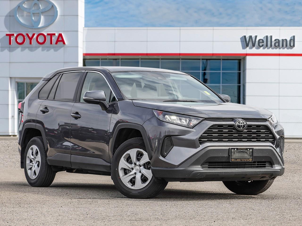 2024 Toyota RAV4 LE Photo0