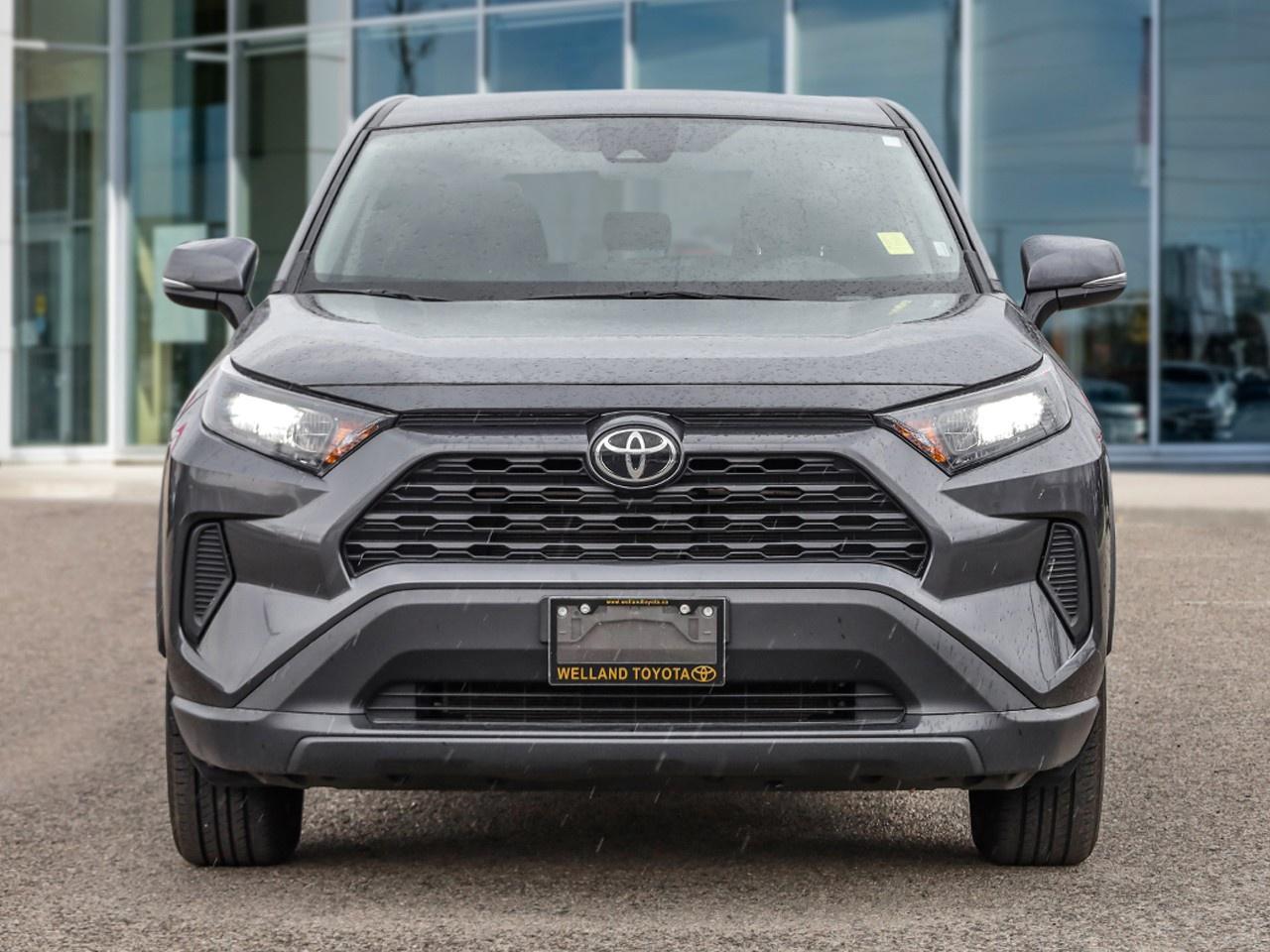 2024 Toyota RAV4 LE Photo3