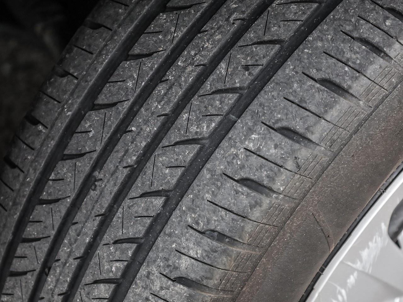 2024 Toyota RAV4 LE Photo