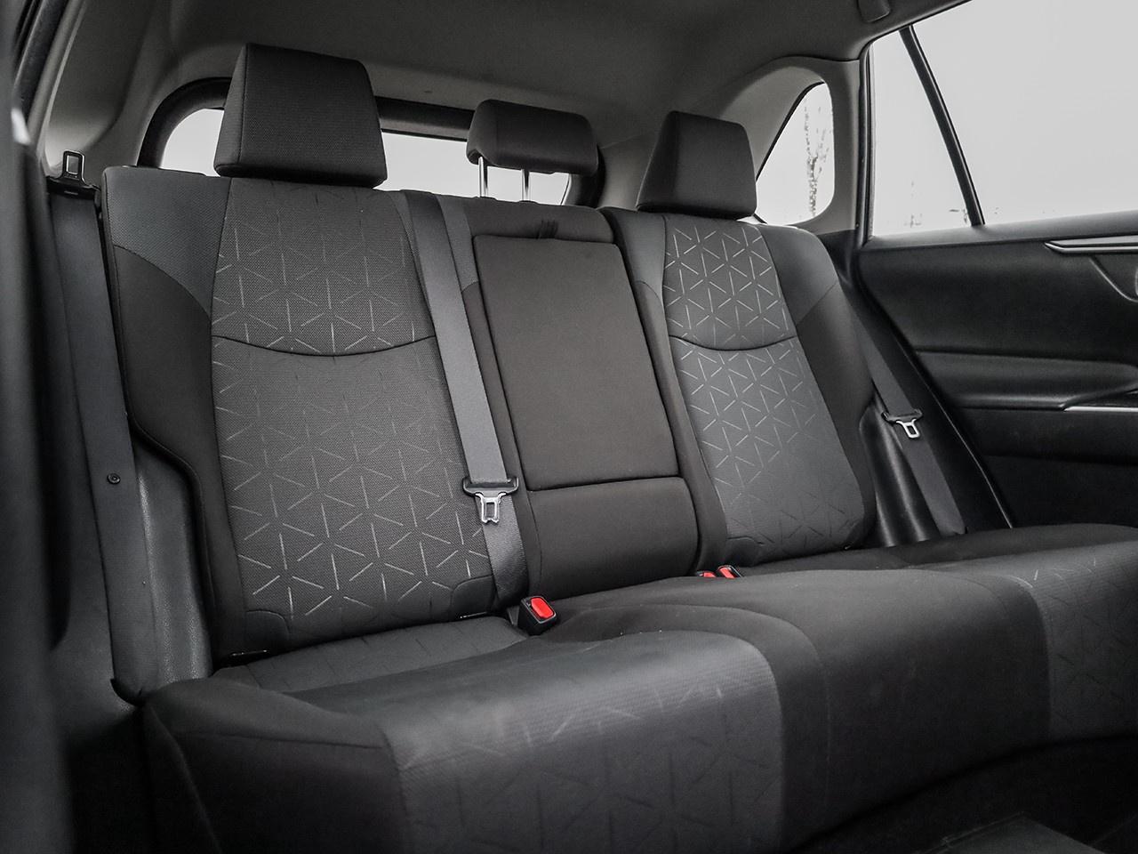 2024 Toyota RAV4 LE Photo
