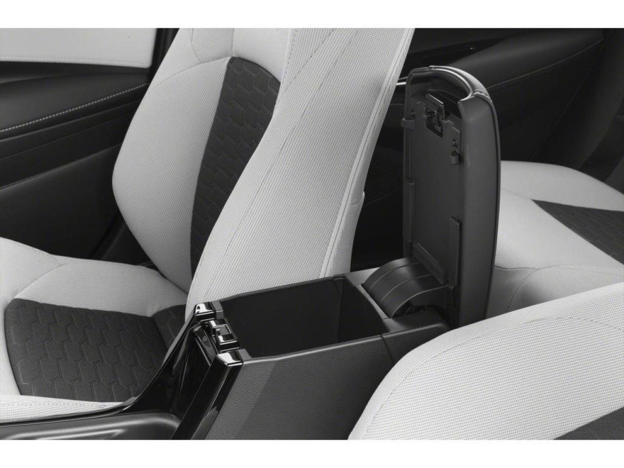 2021 Toyota Corolla Hatchback Photo