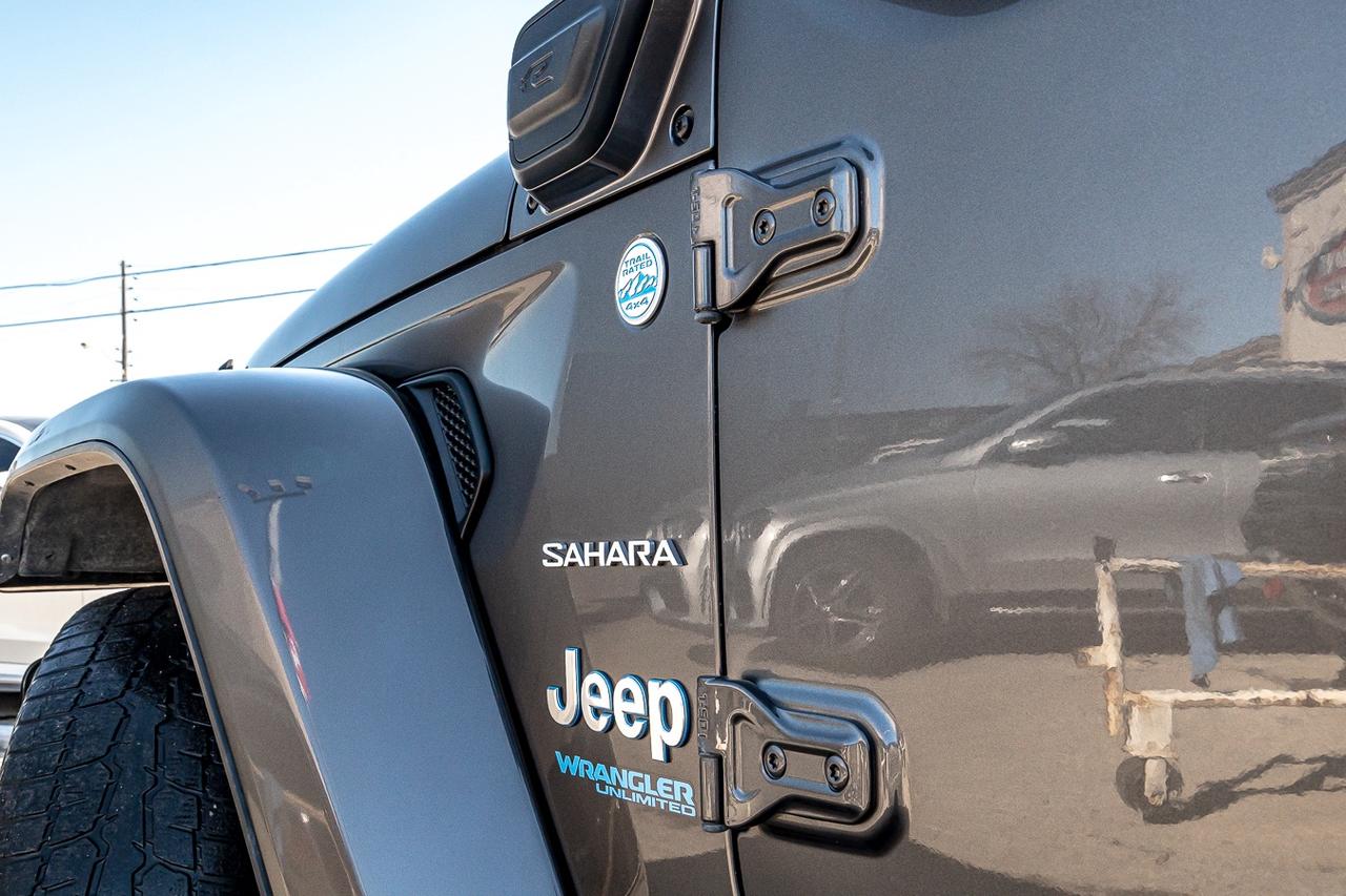 2021 Jeep Wrangler UNLIMITED SAHARA HYBRID | TOP OFF | NAVI | HEATED Photo