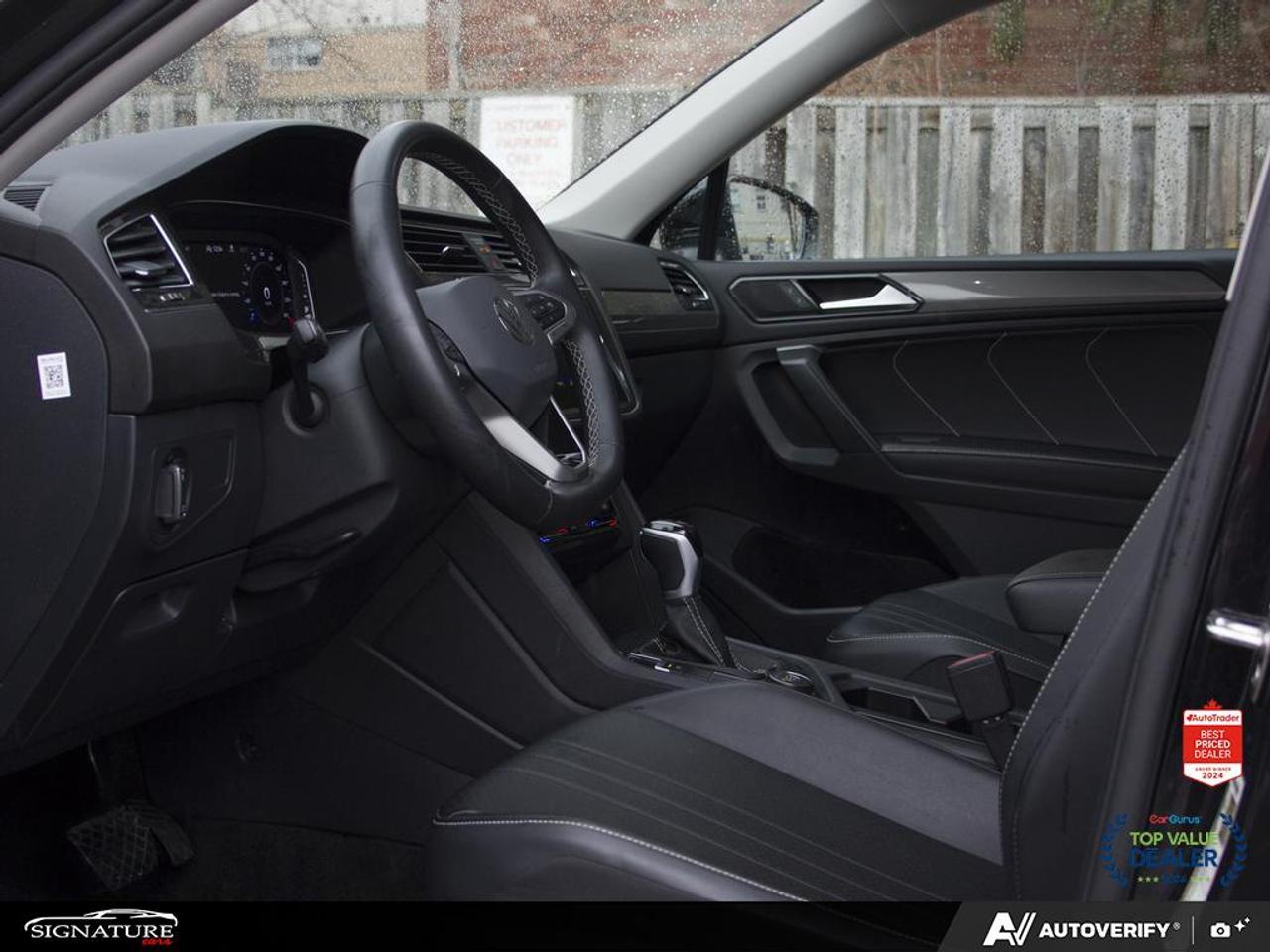 2024 Volkswagen Tiguan Comfortline 4Motion No Accident Panoramic Roof Lea Photo