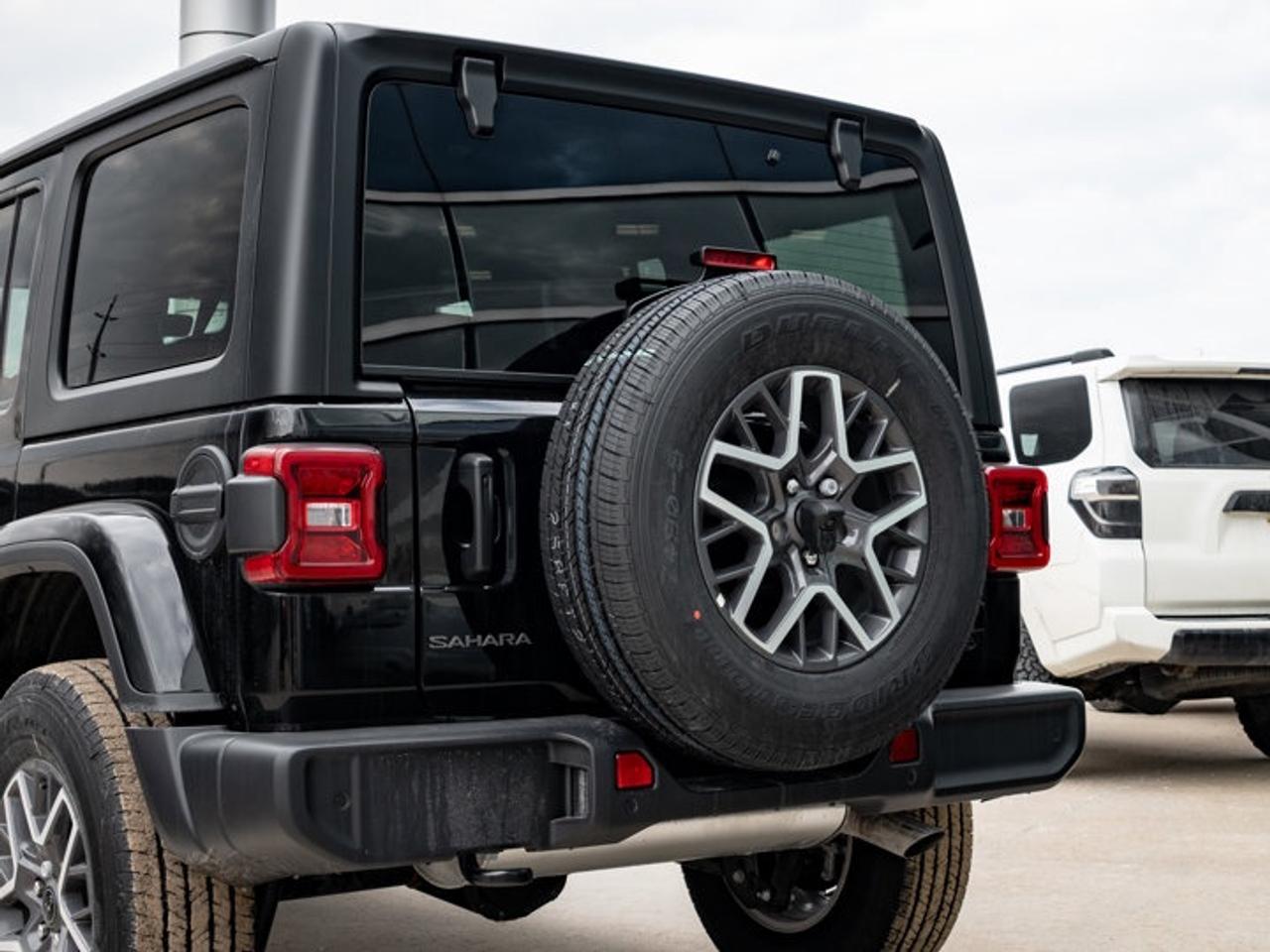 2026 Jeep Wrangler Sahara Photo