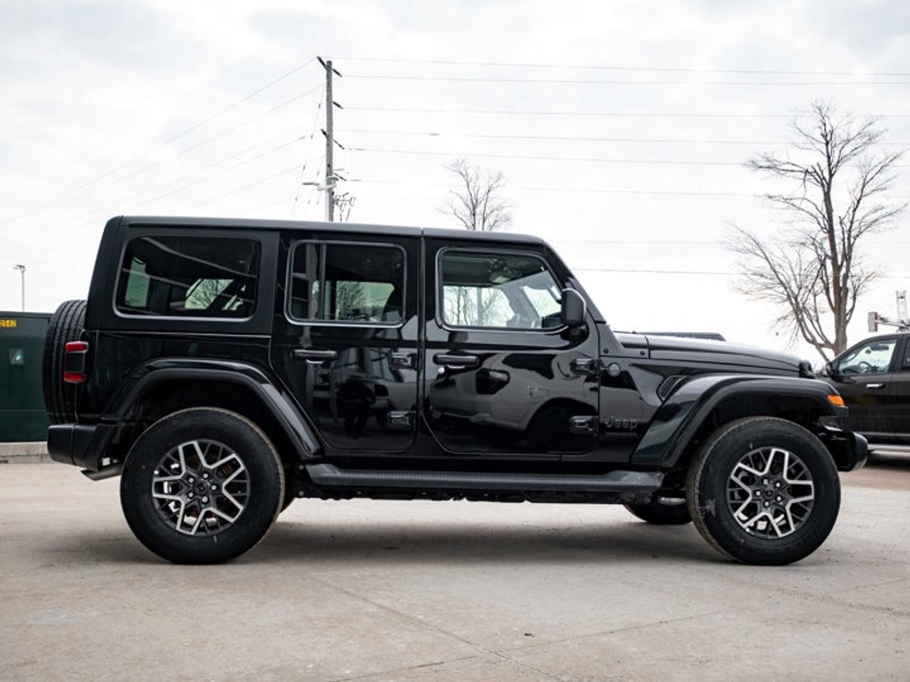 2026 Jeep Wrangler Sahara Photo