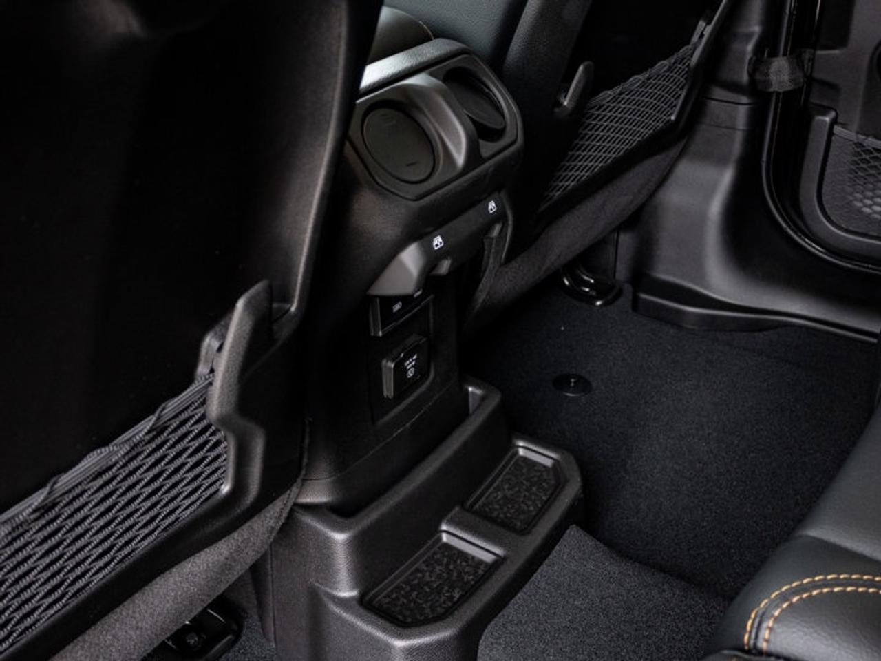 2026 Jeep Wrangler Sahara Photo