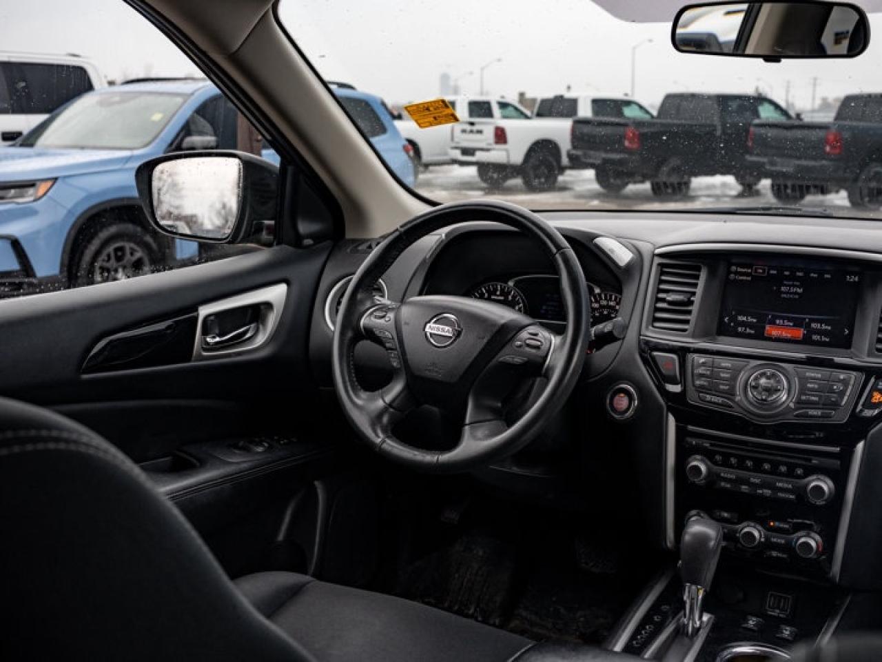 2018 Nissan Pathfinder  Photo