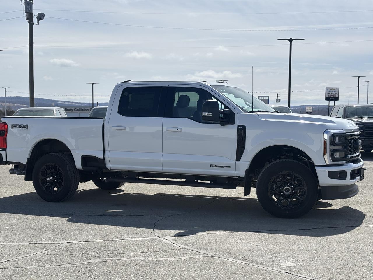 2026 Ford SuperDuty F-250® XLT Photo0