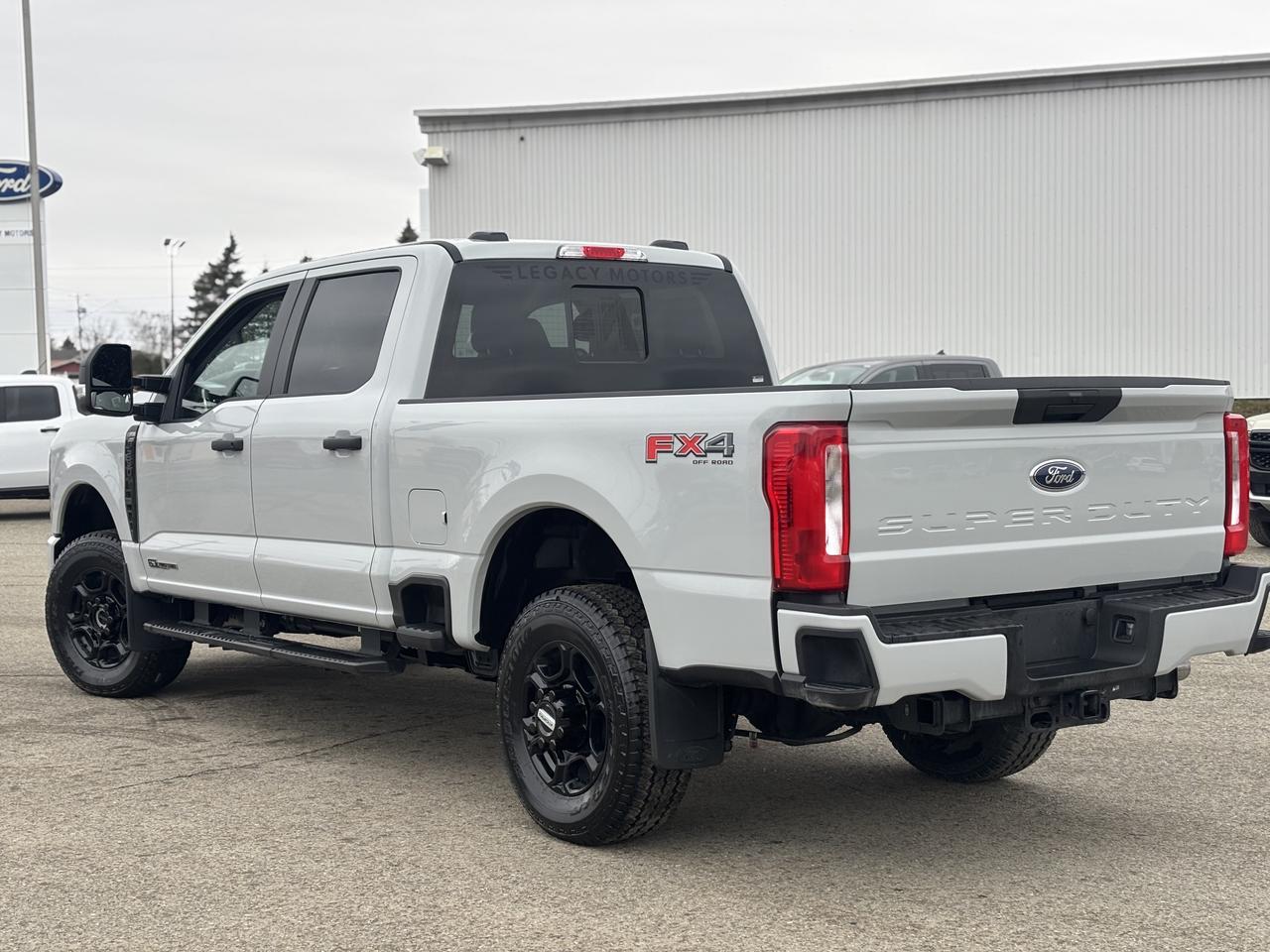 2026 Ford SUPERDUTY F-250® XL Photo2