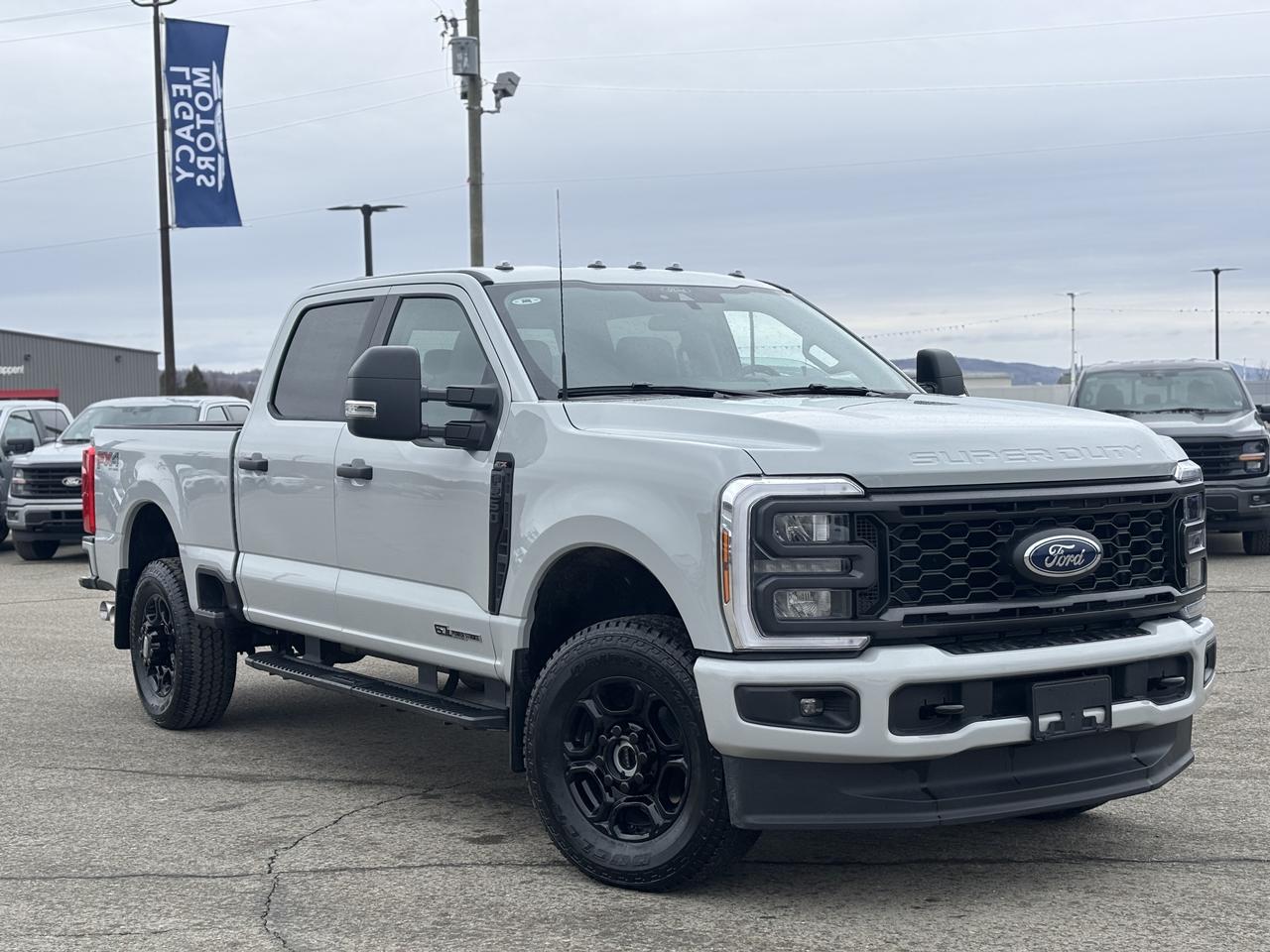 2026 Ford SUPERDUTY F-250® XL Photo4