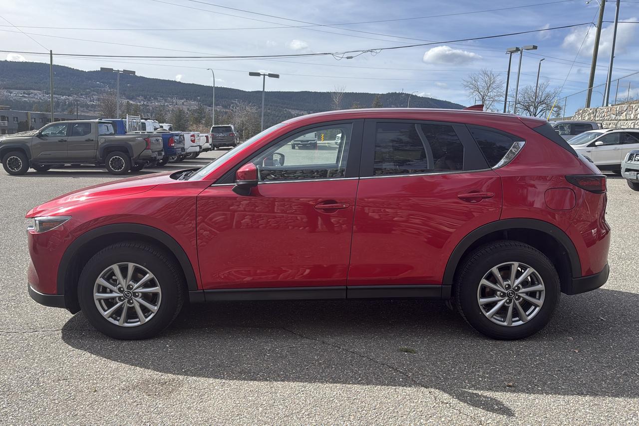 2025 Mazda CX-5 2.5 S Preferred Photo