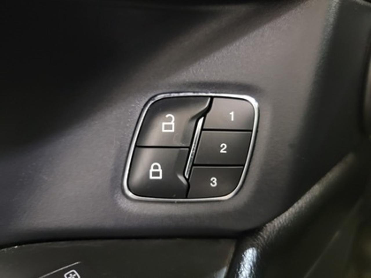 13725881