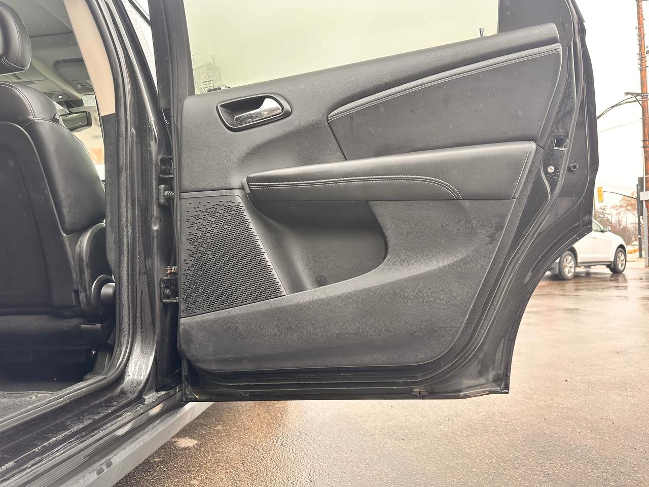 2012 Dodge Journey ONE OWNER!, NO ACCIDENTS, SOLD CERTIFIED, Photo