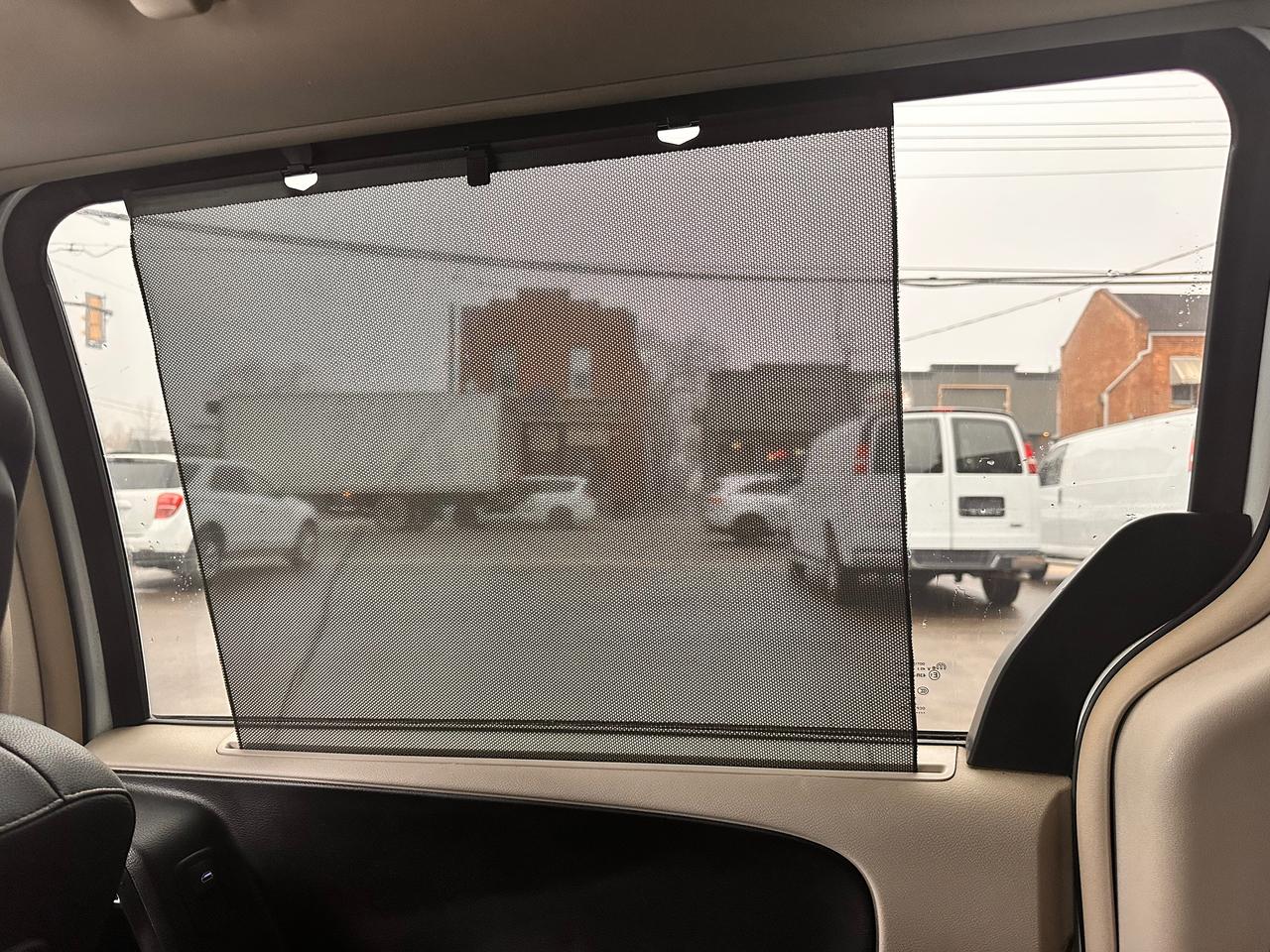 2014 Chrysler Town & Country PREMIUM CHRYSTLER VAN, DVD, WARRANTY AVAB! Photo