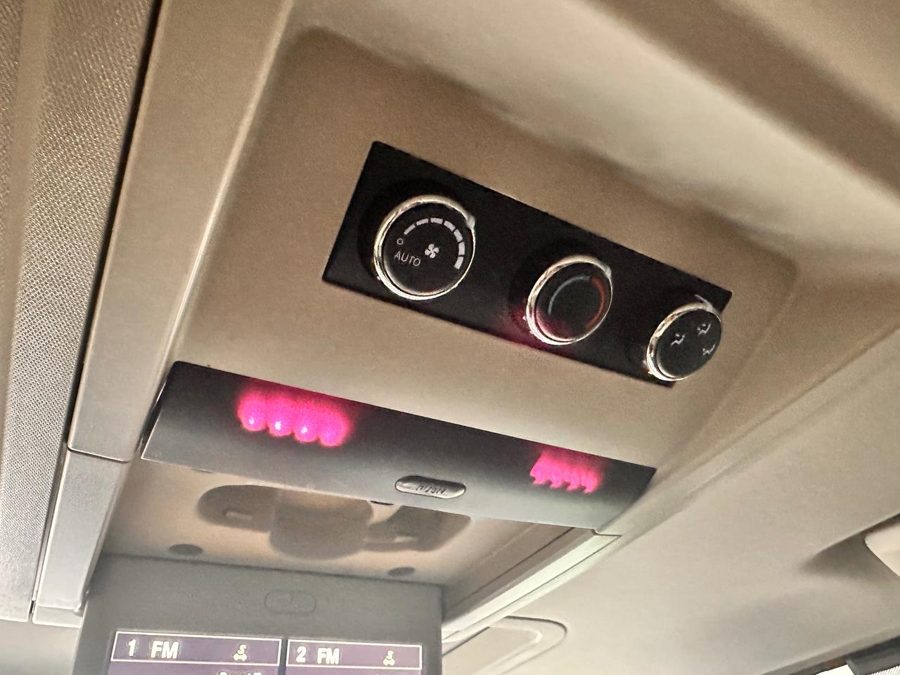 2014 Chrysler Town & Country PREMIUM CHRYSTLER VAN, DVD, WARRANTY AVAB! Photo