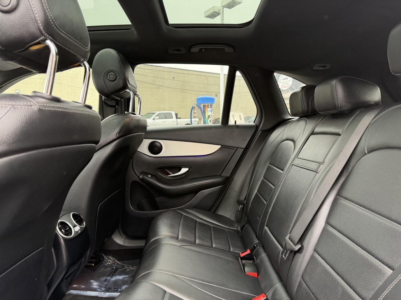 2021 Mercedes-Benz GLC-Class GLC300 4MATIC Photo