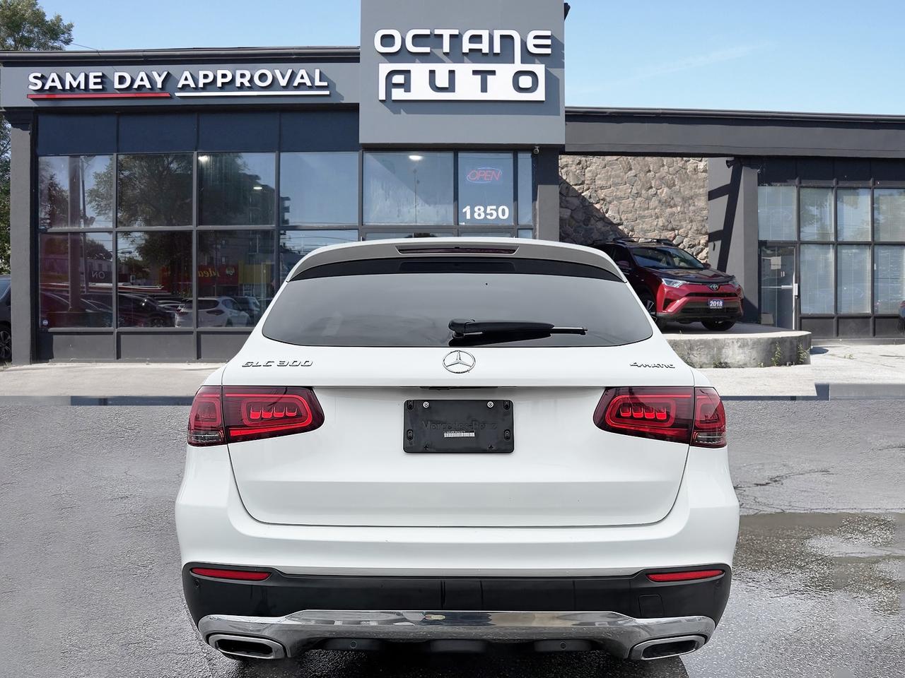 2021 Mercedes-Benz GLC GLC 300 4MATIC SUV Photo