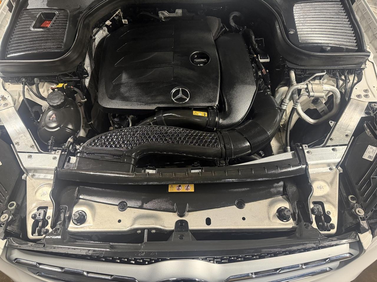 2021 Mercedes-Benz GLC GLC 300 4MATIC SUV Photo