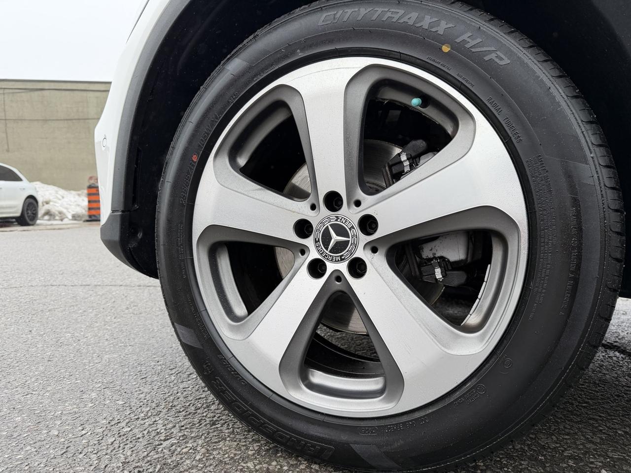 2021 Mercedes-Benz GLC GLC 300 4MATIC SUV Photo