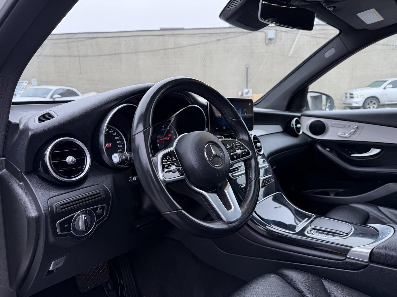 2021 Mercedes-Benz GLC GLC 300 4MATIC SUV Photo