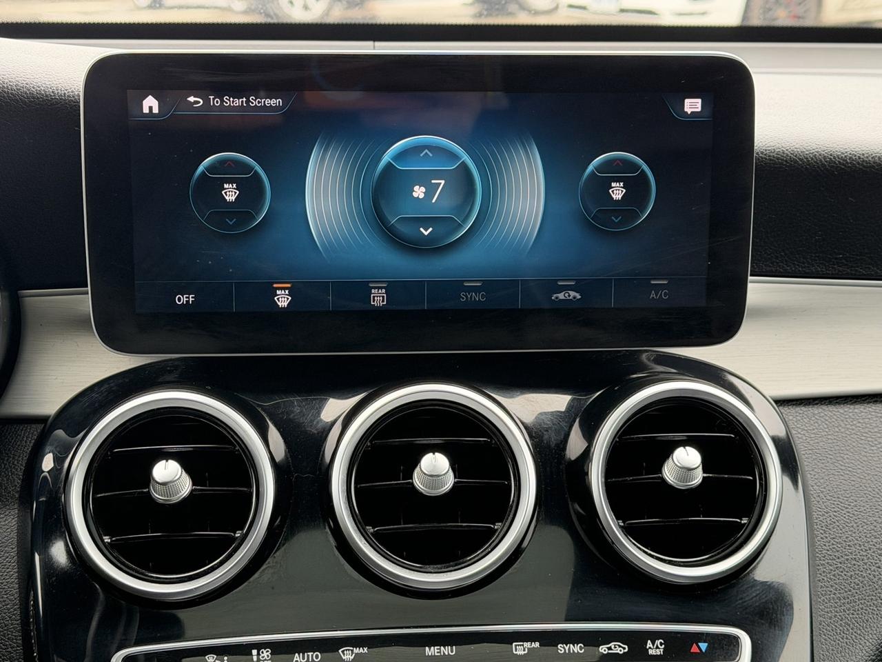 2021 Mercedes-Benz GLC GLC 300 4MATIC SUV Photo