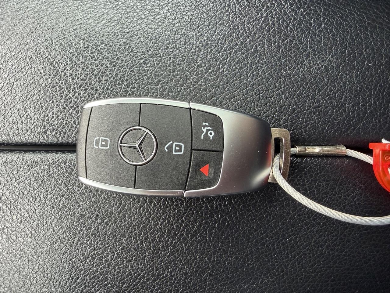 2021 Mercedes-Benz GLC GLC 300 4MATIC SUV Photo