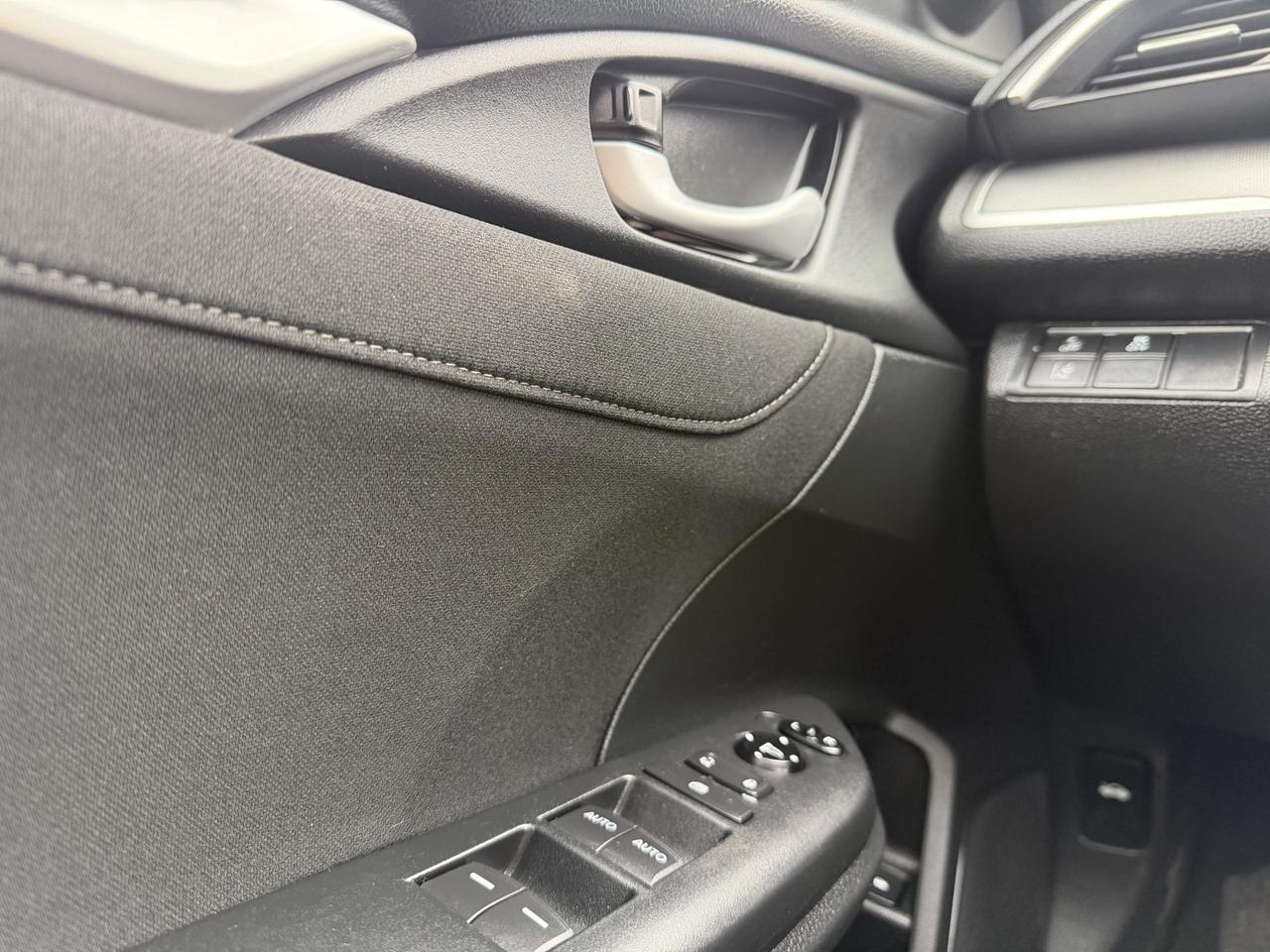 2018 Honda Civic Sedan EX CVT Photo