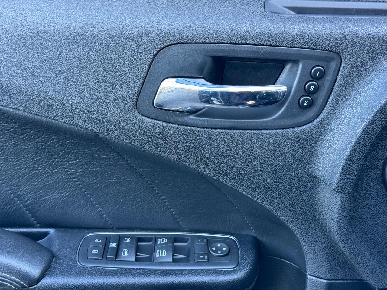 2015 Dodge Charger SRT Hellcat **CLEAN CARFAX**NO ACCIDENT** Photo