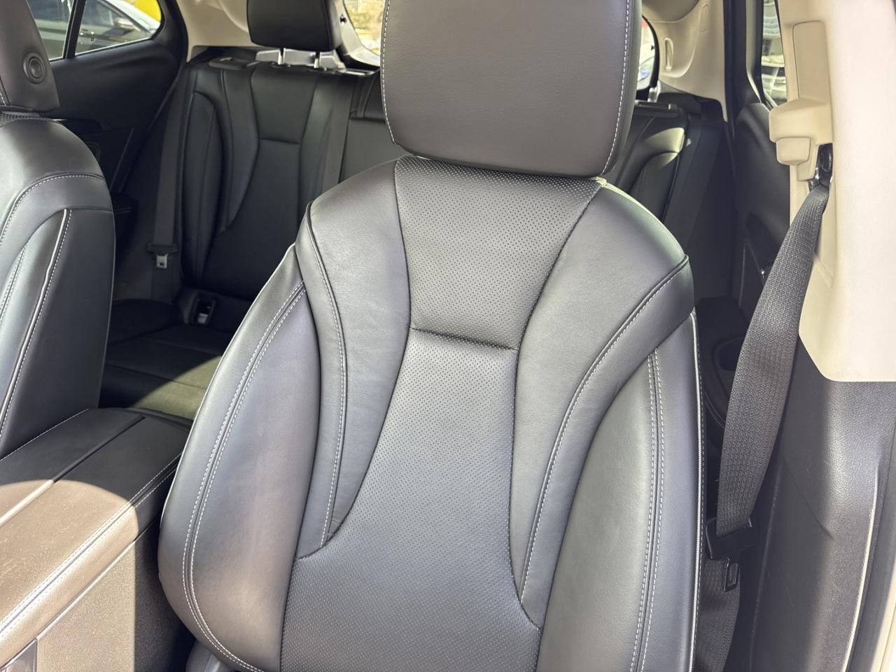 2023 Buick Envision Essense AWD Photo