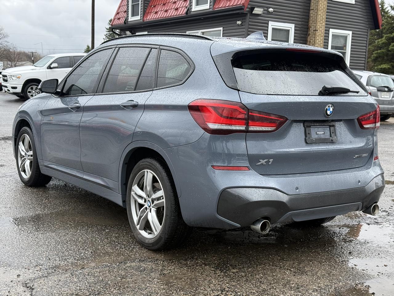 2020 BMW X1 xDrive28i Photo