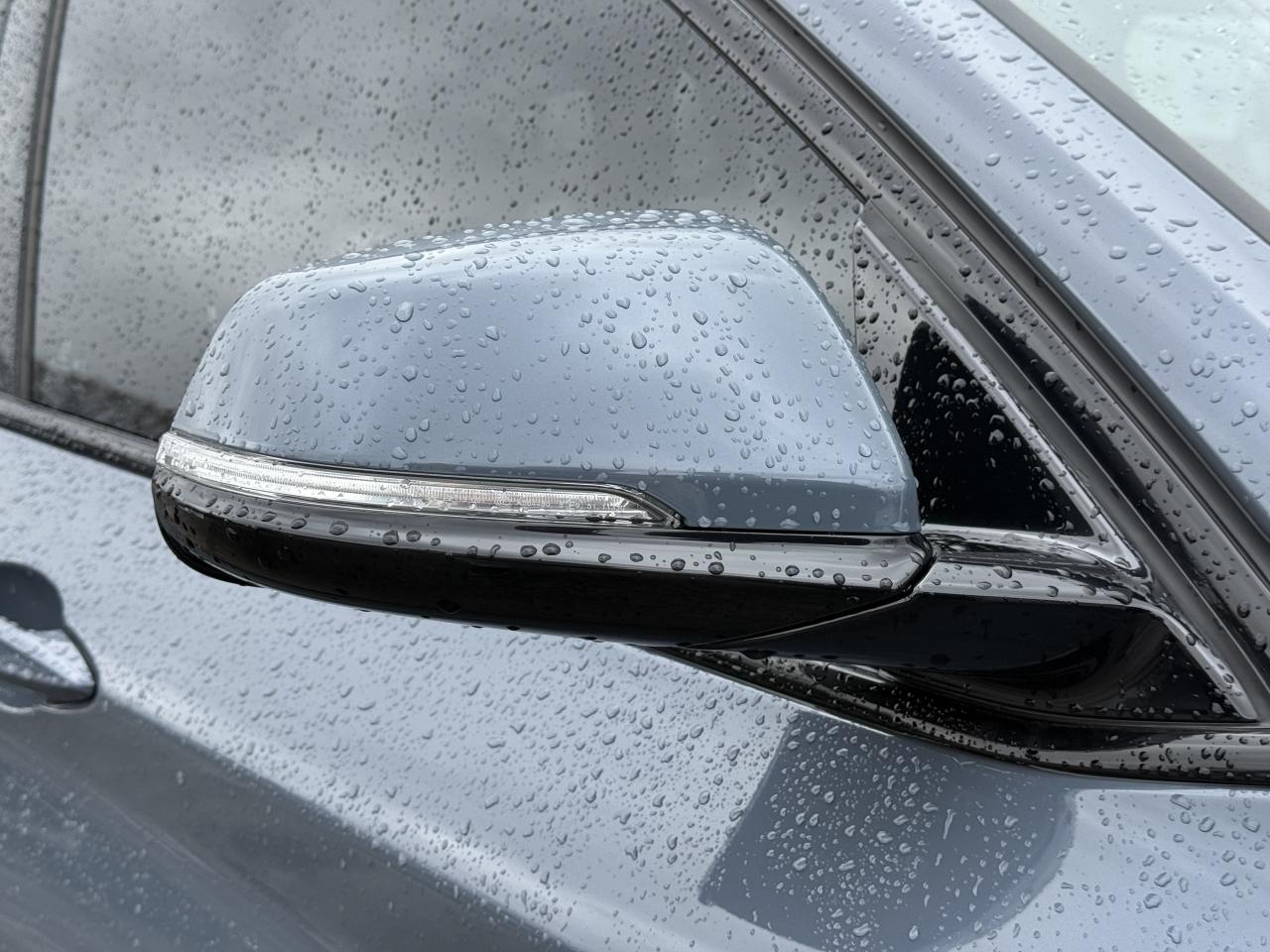 2020 BMW X1 xDrive28i Photo