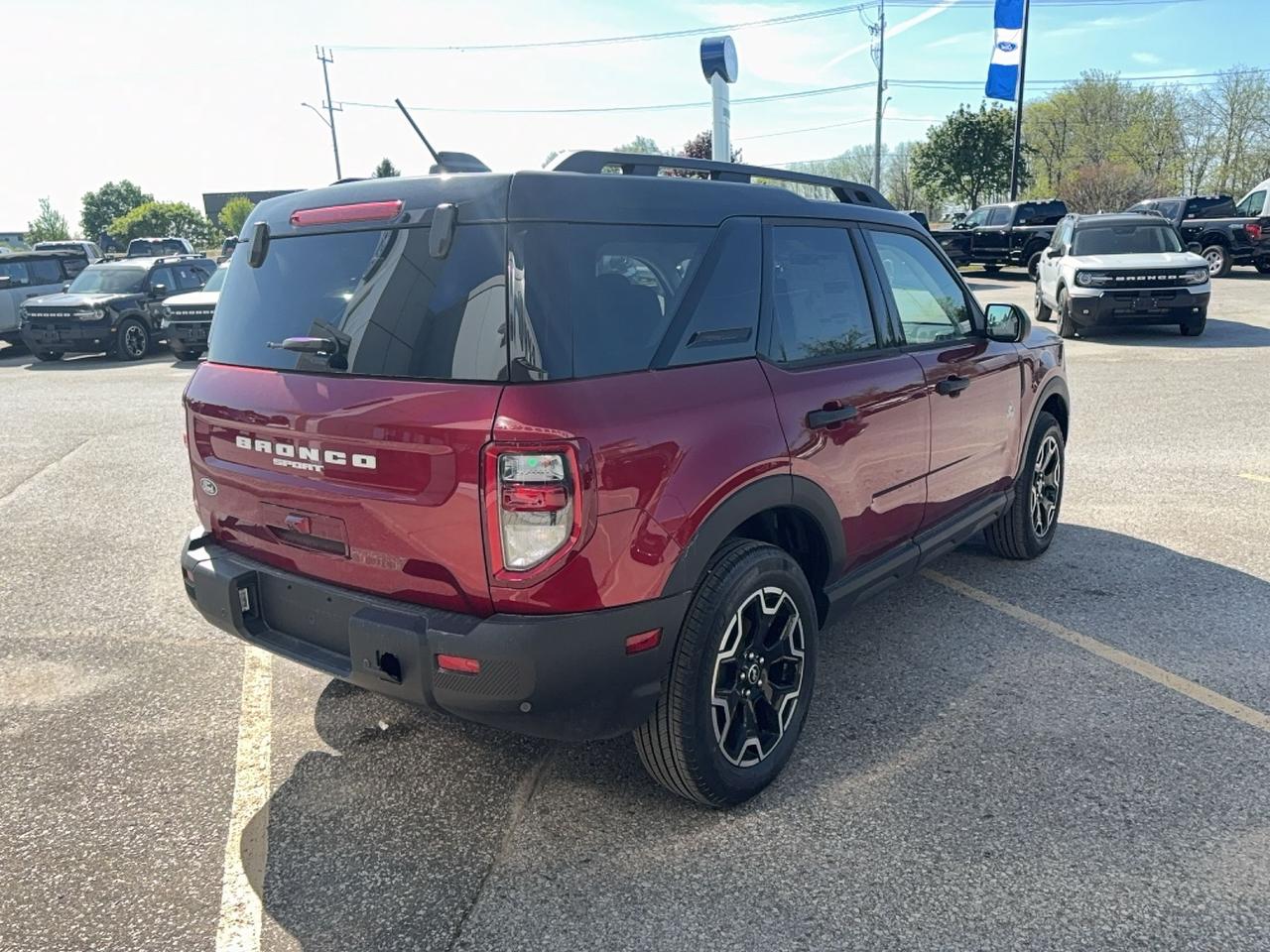 2026 Ford Bronco Sport OUTER BANKS, ADAPTIVE CRUISE, MEMORY DRIVERS SEAT Photo