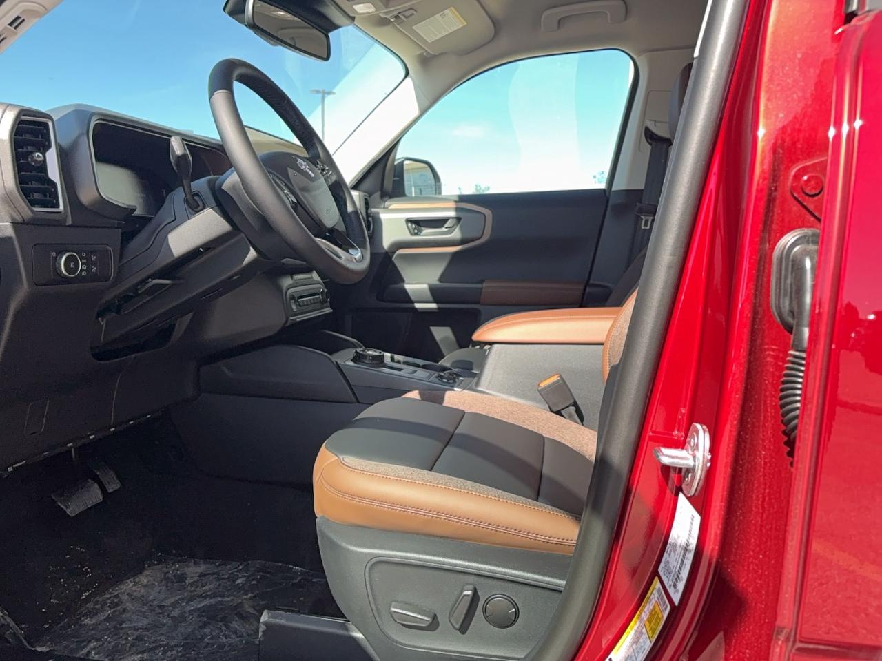 2026 Ford Bronco Sport OUTER BANKS, ADAPTIVE CRUISE, MEMORY DRIVERS SEAT Photo