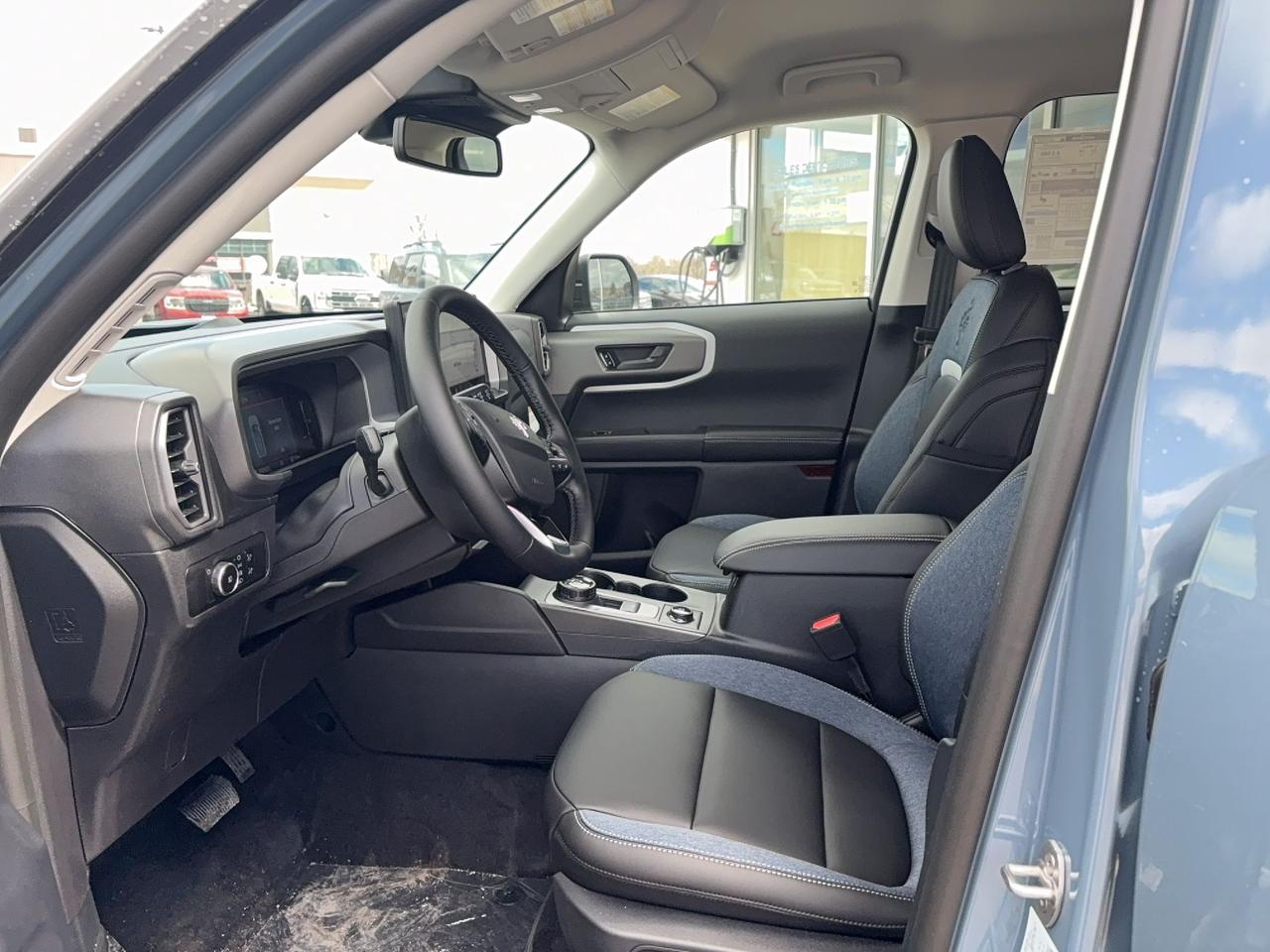 2026 Ford Bronco Sport OUTER BANKS, REMOTE START, ADAPTIVE CRUISE Photo