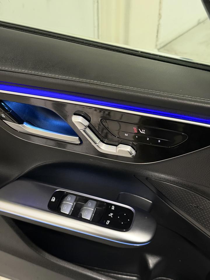 2022 Mercedes-Benz C300 C 300 | AMG PKG | Photo
