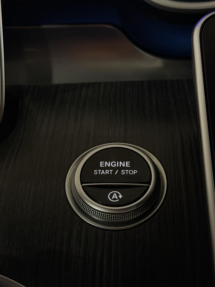 2022 Mercedes-Benz C300 C 300 | AMG PKG | Photo