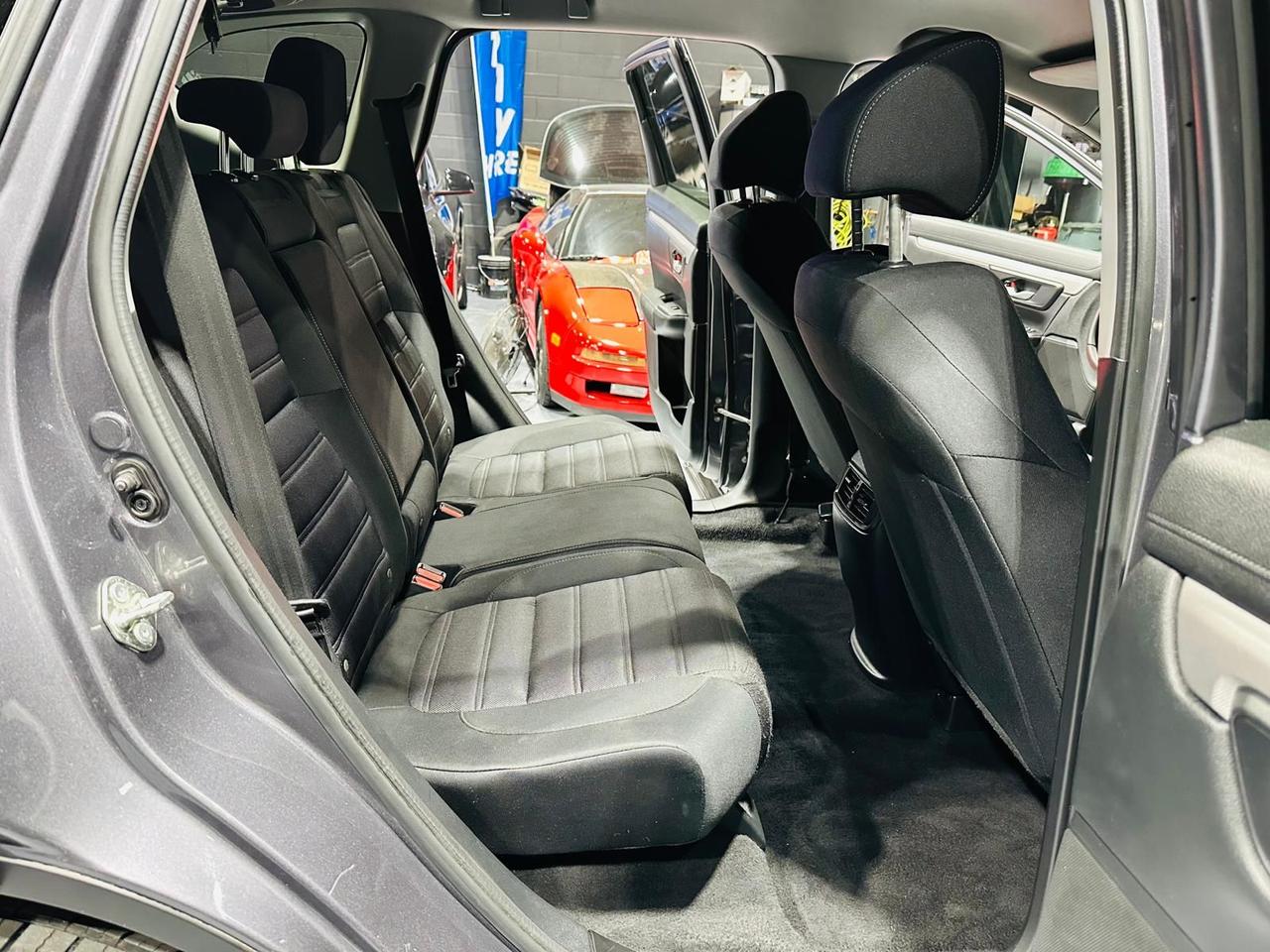 2018 Honda CR-V LX AWD Photo