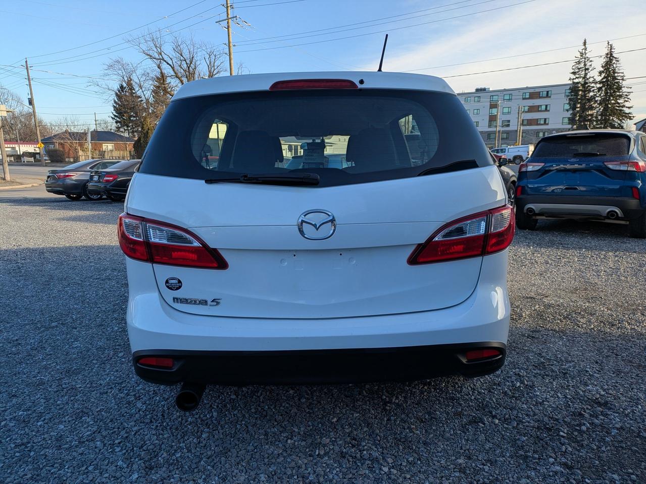 2014 Mazda MAZDA5 4dr Wgn Auto GS Photo3