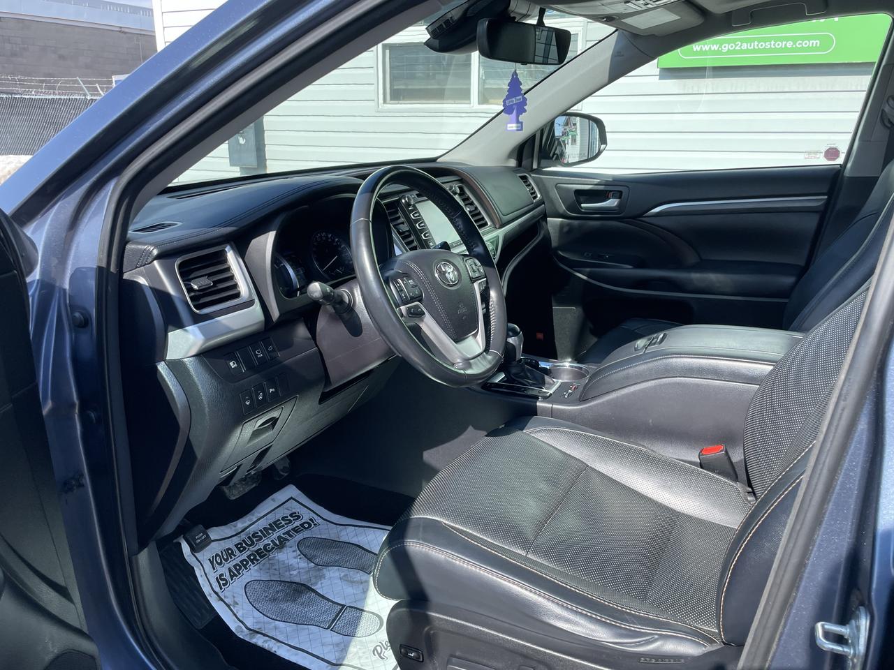 2017 Toyota Highlander Hybrid LIMITED Photo