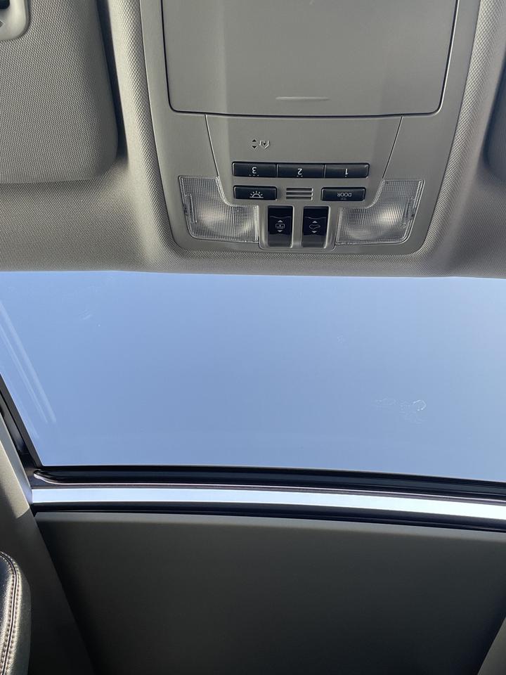 2017 Toyota Highlander Hybrid LIMITED Photo